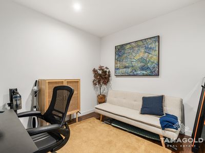 205 / 10 CLINCH AVENUE, Preston