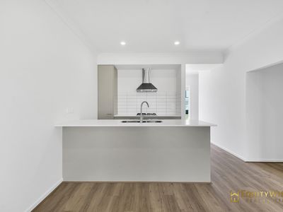 11 Timetable Street, Mambourin