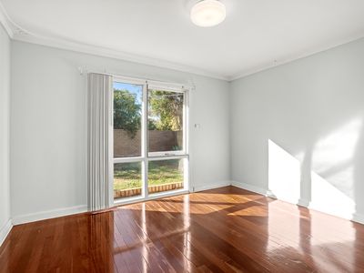 5 SWINSTONE STREET, Rockingham