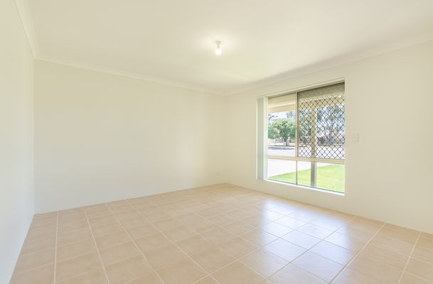 6 Coronata Drive, Warnbro