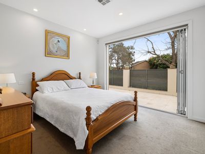 4 Crowther Place, Curtin