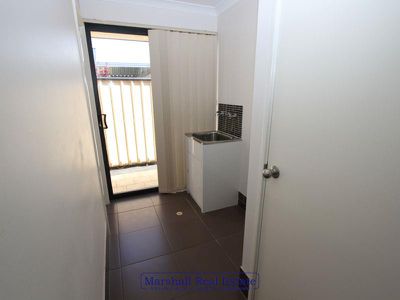 4 Strowan Pass, Carramar