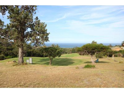 Unit 2 / 53 The Fairway, Tura Beach