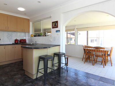 24 Lakeview Crescent, Forster