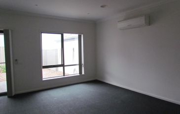 21 Meridian Circuit, Berwick