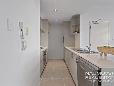 23 / 65 The Parkway, Ellenbrook