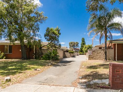 2/41 Brighton Road, Scarborough