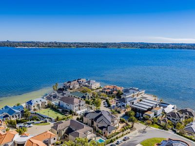 1 Majestic Close, Applecross