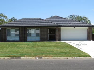 35 Narooma Drive, Ocean Shores