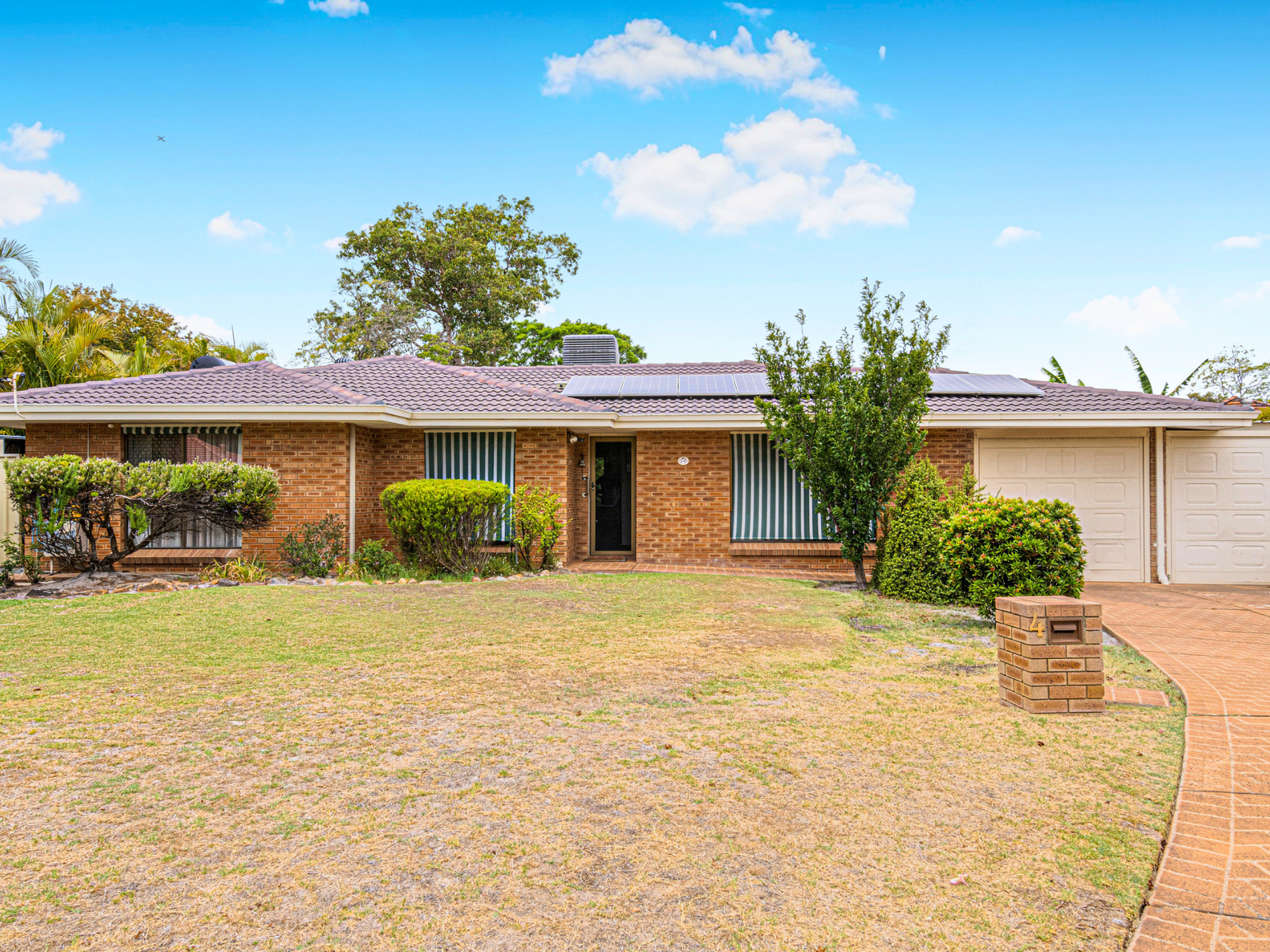4 Twomey Place, Willetton