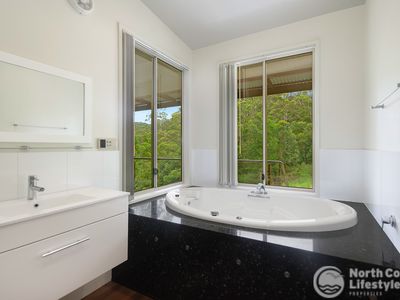 35 Wallaroo Drive, Burringbar