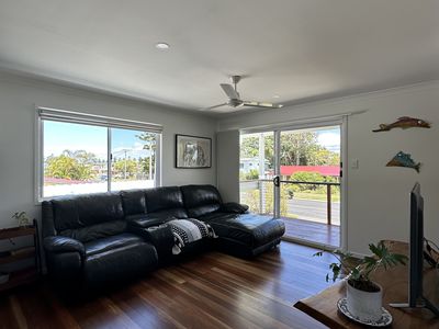37 Alpinia Avenue, Banksia Beach