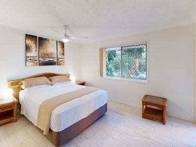 5 / 39-41 Sunbrite Avenue, Mermaid Beach