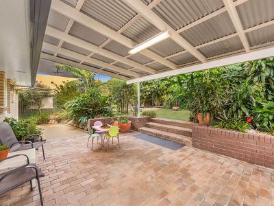 49 Roseberry Parade, Wynnum West