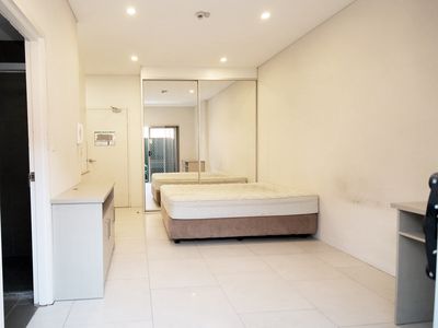 4 / 10 Macdonald Street, Lakemba