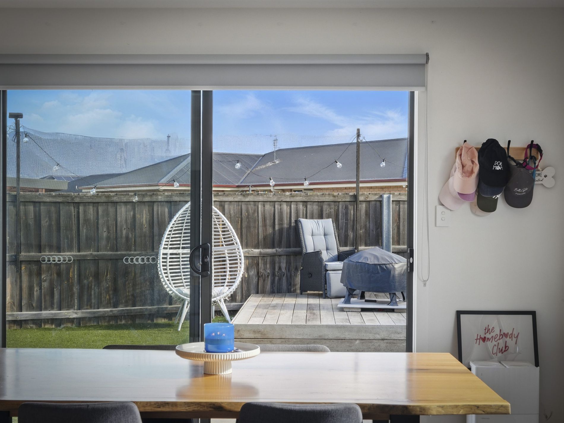 2 / 10 Curtain Court, Brighton