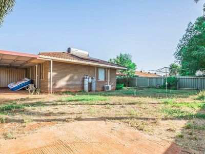 10 Koolama Crescent, South Hedland
