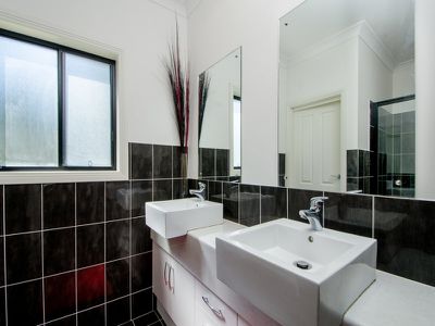 58A McMAHON Road, Worrolong
