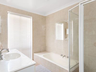 19 Flanagan Parade, Hannans