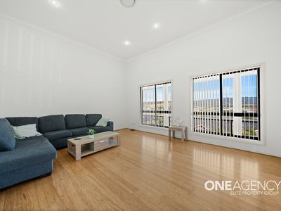 9 Lyrebird, Blackbutt