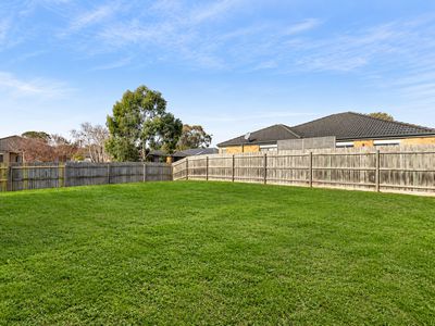 1 Seaspray Ct, Hastings