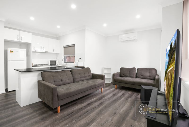 3 & 3A Tent Street, Kingswood