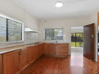 10 Viewpoint Drive, Toukley