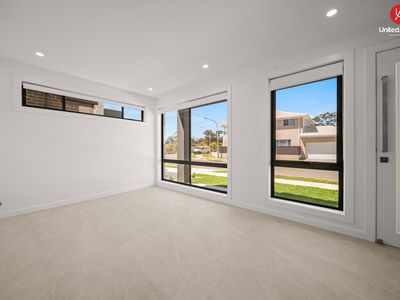 16 Flood Avenue, Austral
