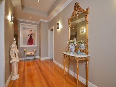 5 Smythe Drive, Broadwood