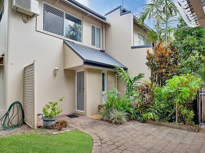 12 / 3 Quetta Close, Manoora