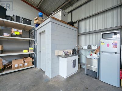 3/35 Weston Street, Naval Base