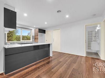 7 Jarrah Court, Narre Warren