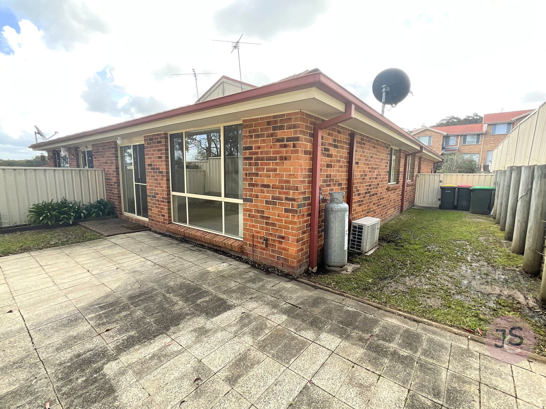 20B Madeleine Avenue, Charlestown
