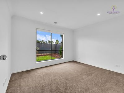 10 Coral Street, Cobblebank