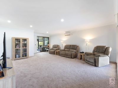 53 Charmhaven Avenue, Charmhaven