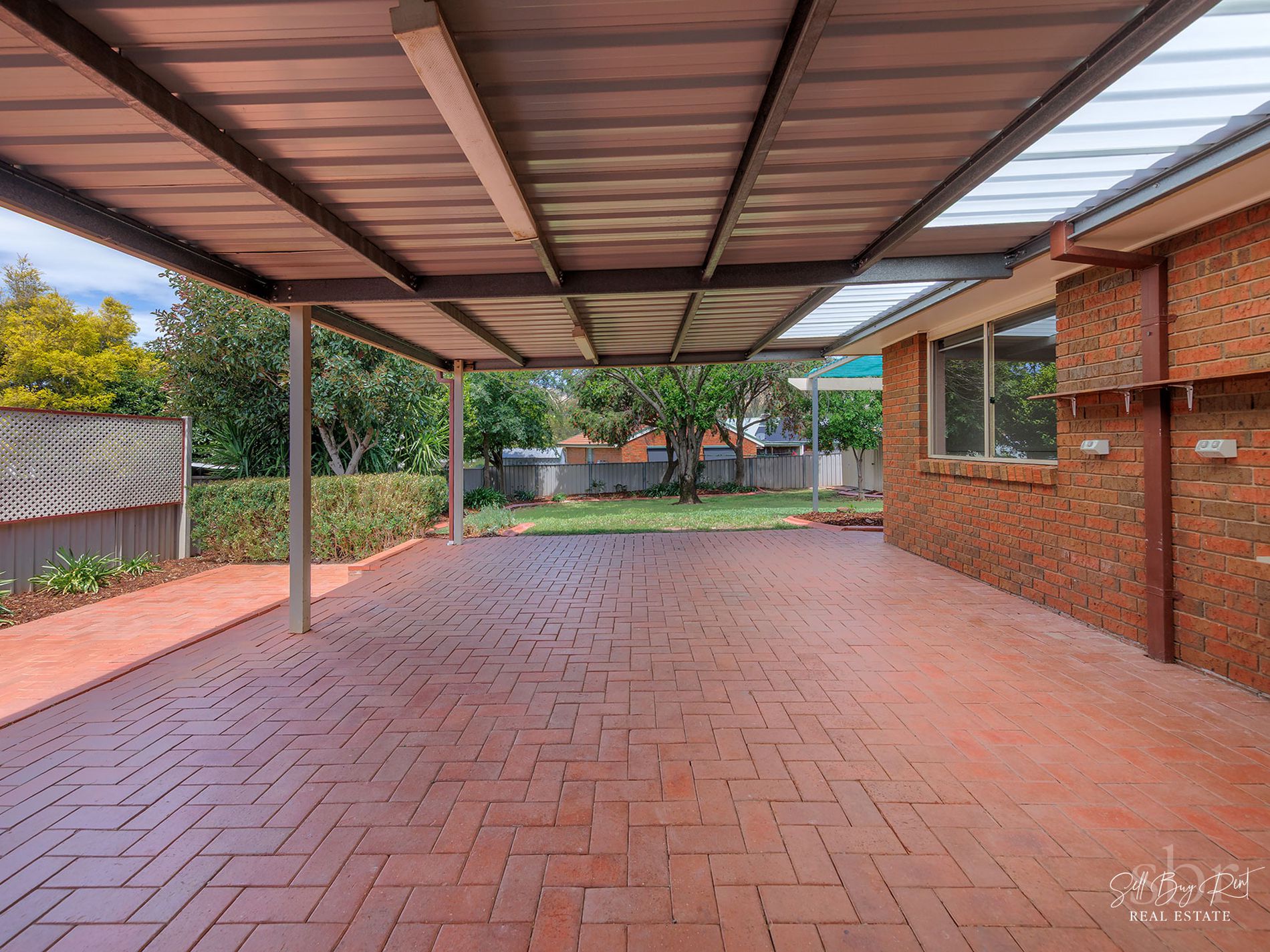 28 AZURE DRIVE, Wodonga