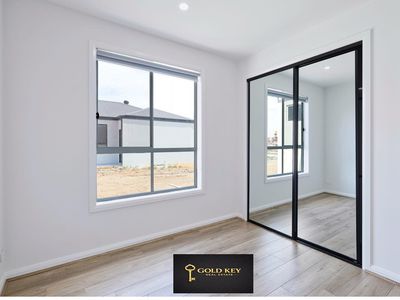 8 Beveridge Circuit, Armstrong Creek