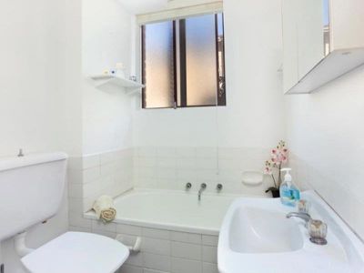 12 / 46-50 The Crescent, Dee Why