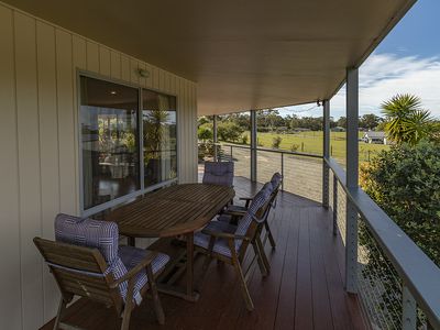 9 Nauta Terrace, Mallacoota