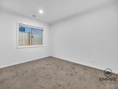 52 Grevillea Circuit, Clyde