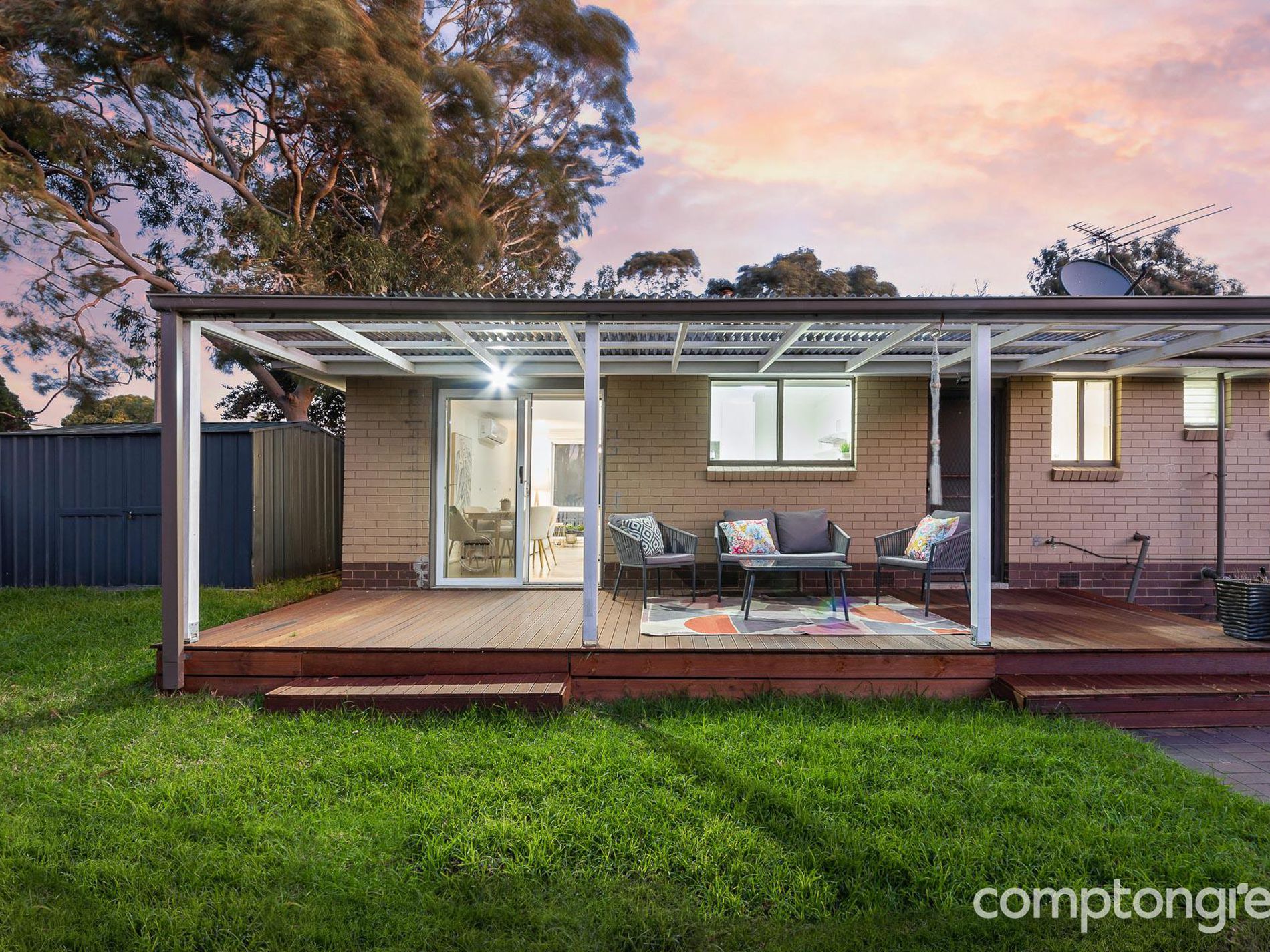1 Railway Place, Williamstown