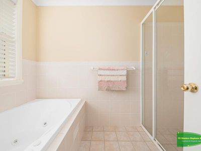 55 Wigmore Drive, Robin Hill