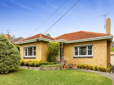 21 Toogoods Rise, Box Hill North
