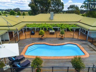 136 Sargeant Road, Table Top