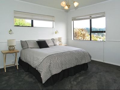 32 James Cook Drive, Whitby
