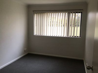 2 / 7 Windle Street, Lake Illawarra