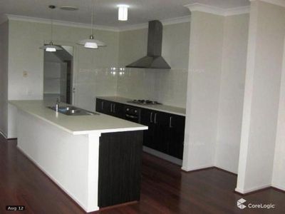 62 The Boulevarde, Oak Flats