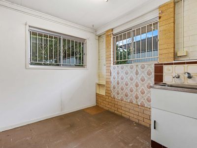 1 Davey, Rochedale South