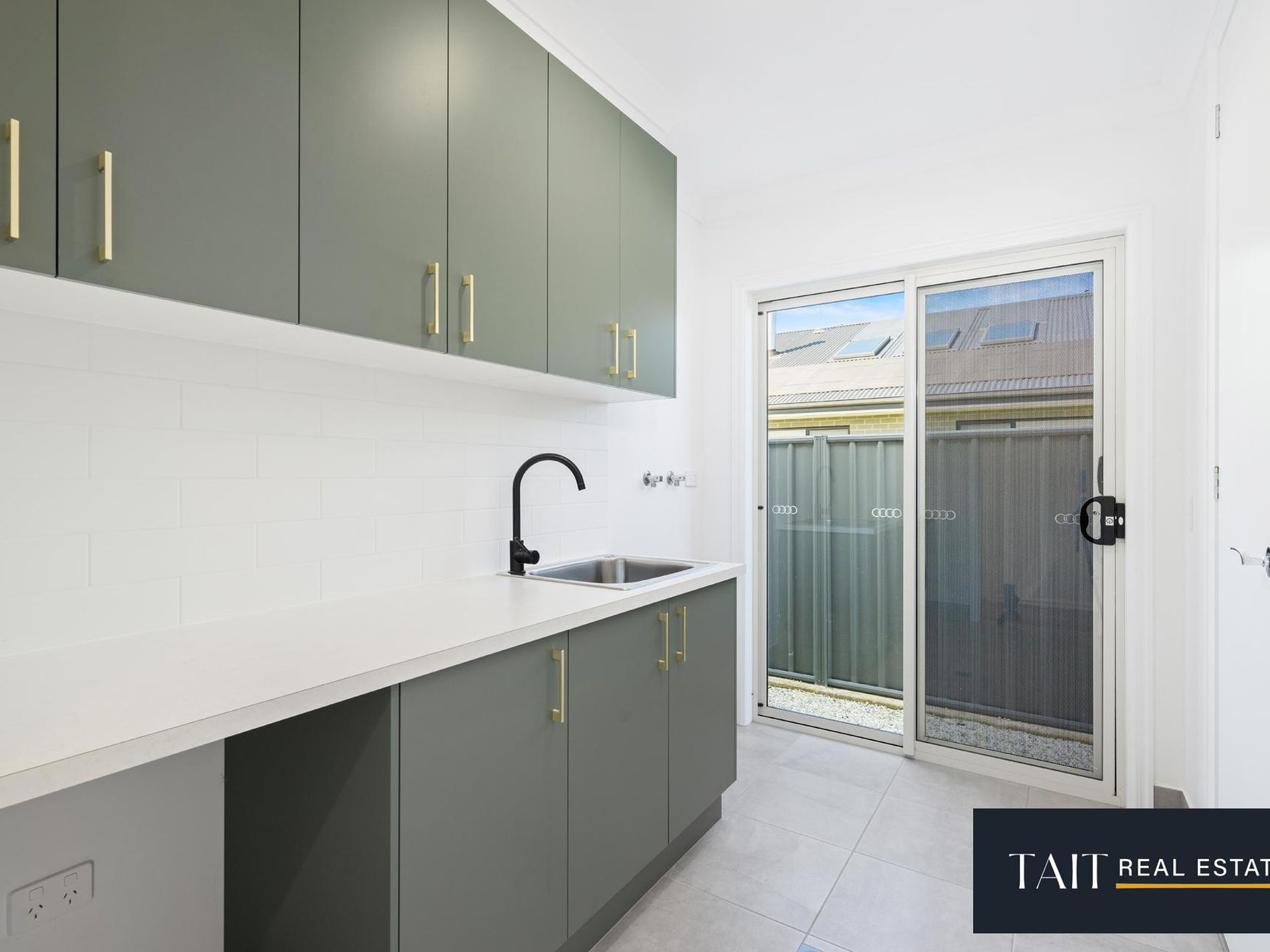 42 Sarakos Cicruit, Wangaratta
