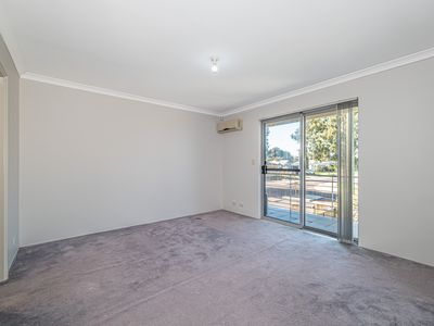 2 / 18 Gibbs Street, East Cannington